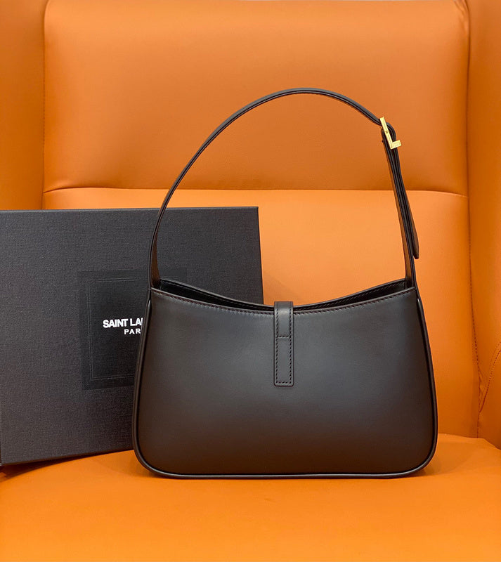 Yves Saint Laurent - Bags