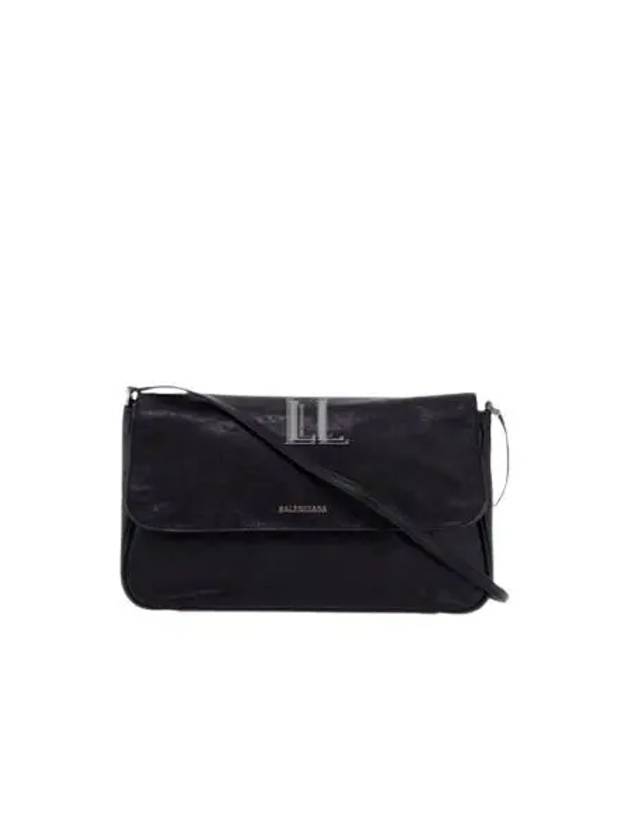 Luxury Balenciaga Trending 2026 Grungy Cross Bag Black