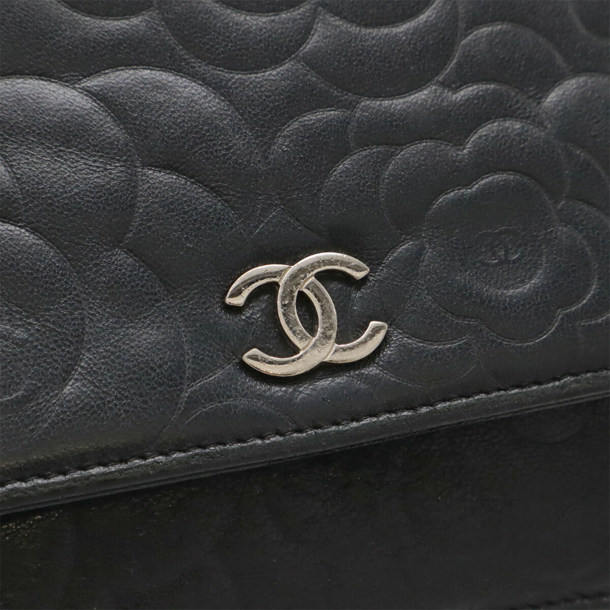 Chanel Camellia Lambskin Chain Wallet Shoulder Bag