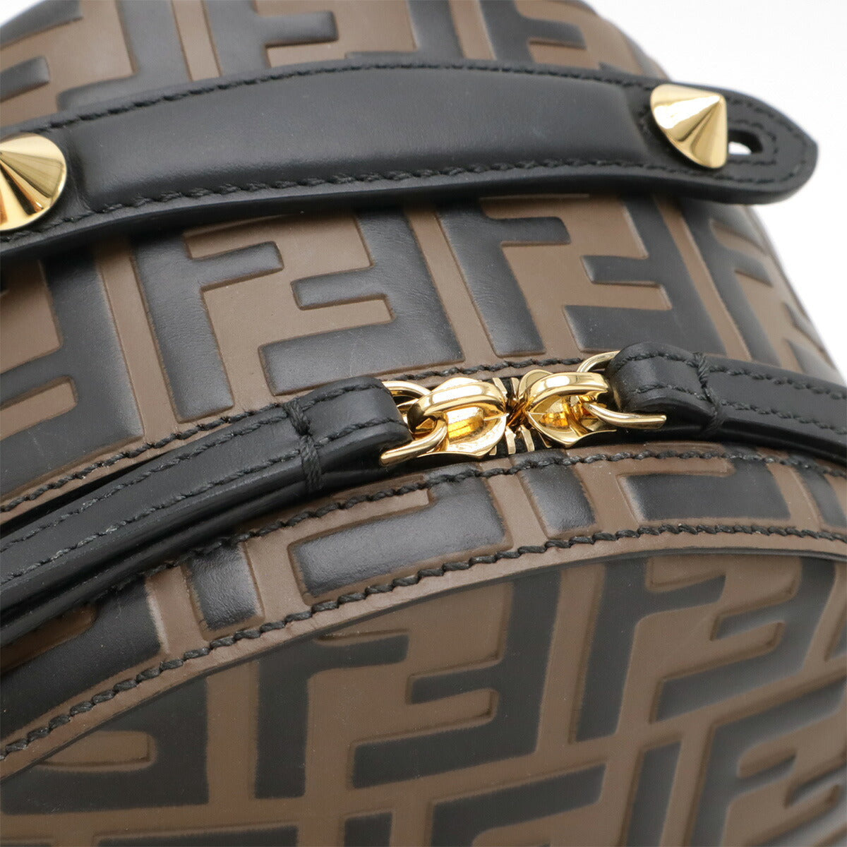 Fendi Trebucket Leather Shoulder Bag