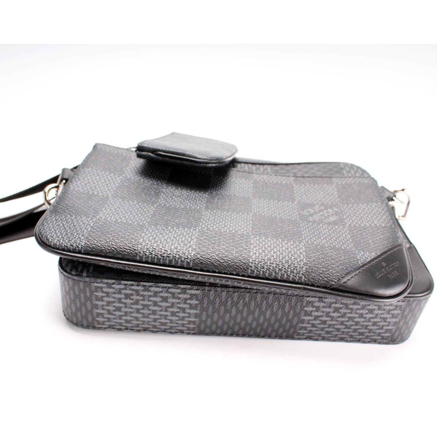 Louis Vuitton Trio Messenger Damier Graphite