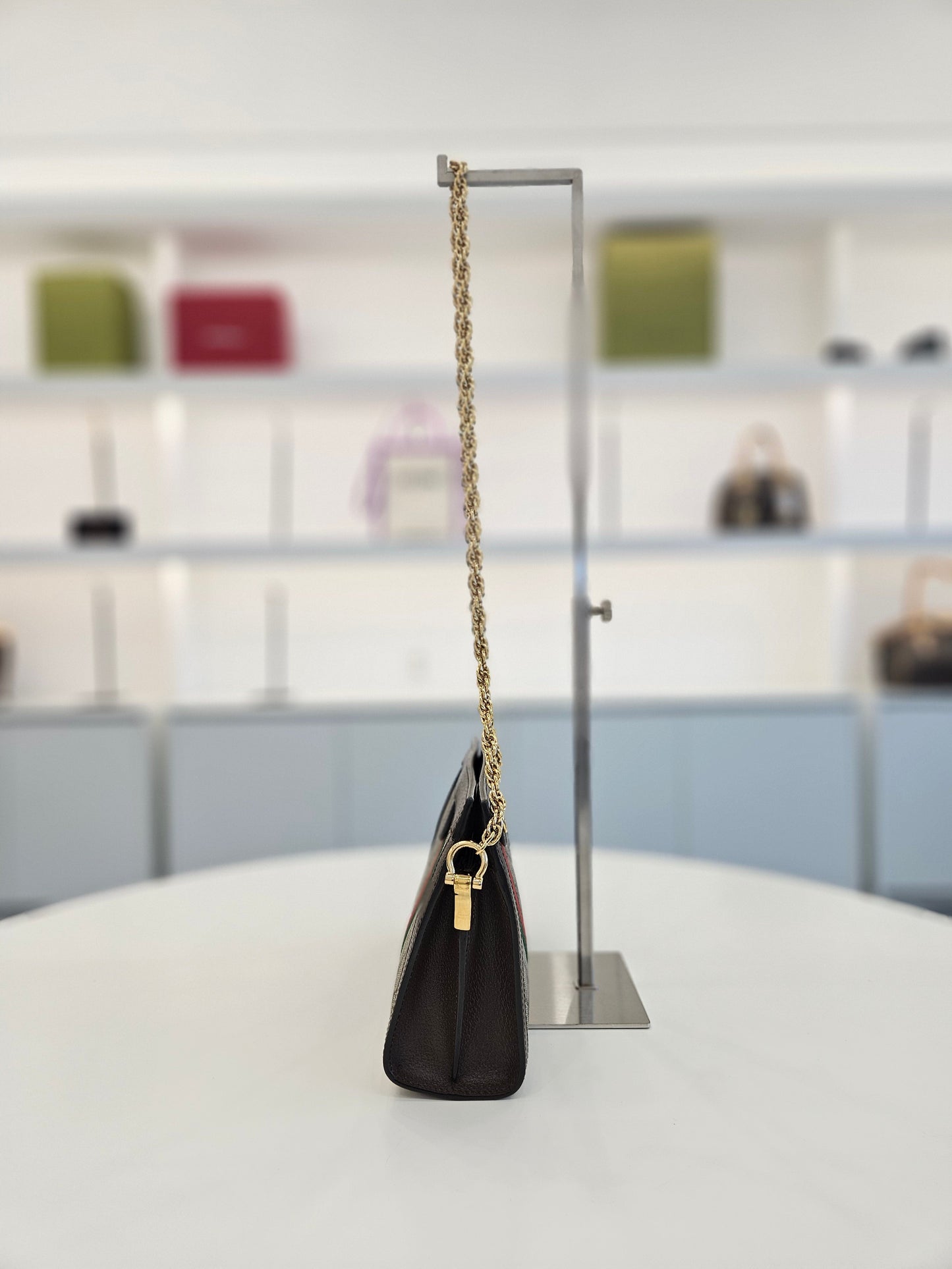 Gucci Chain Leather Shoulder Bag
