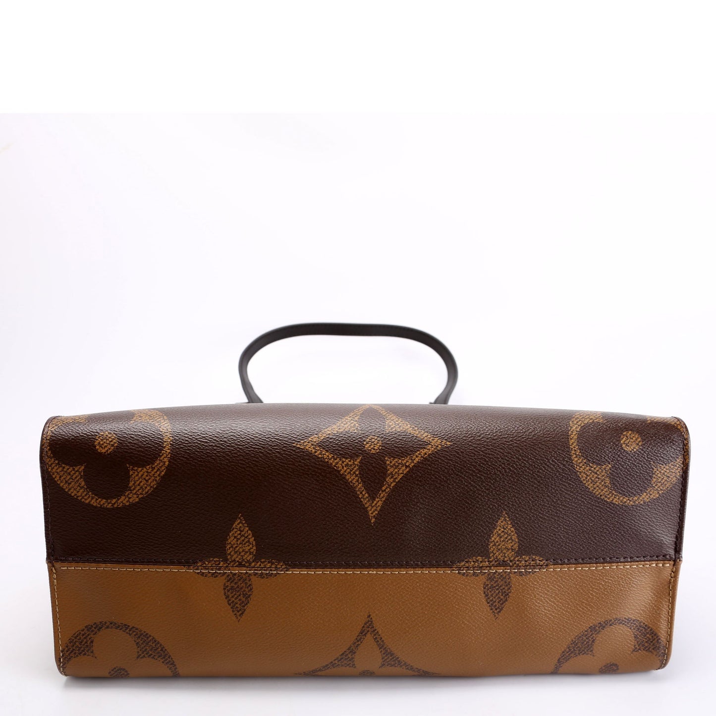 Louis Vuitton ONTHEGO MM Monogram Reverse