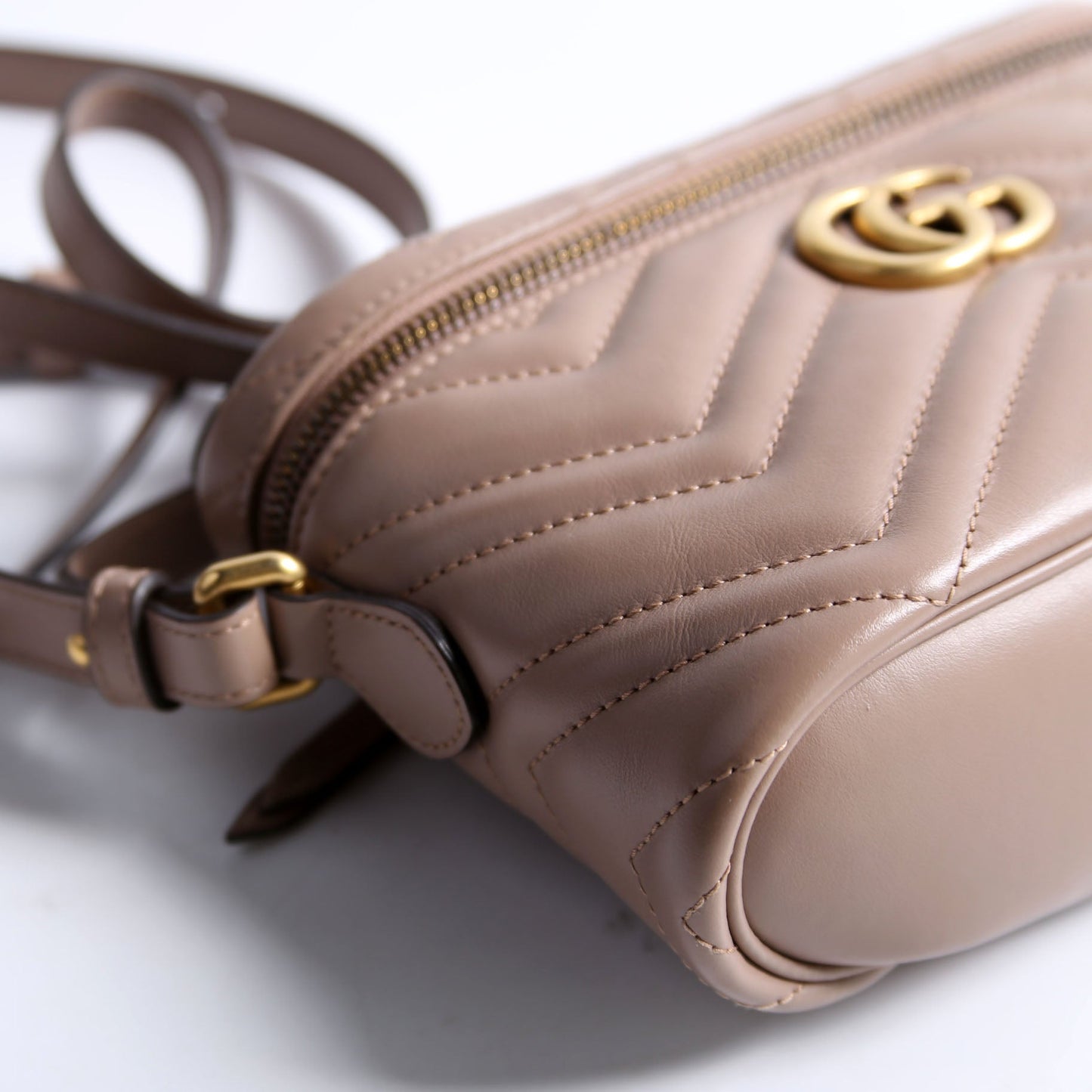 Gucci 672253 GG Marmont Mini Taupe Bag