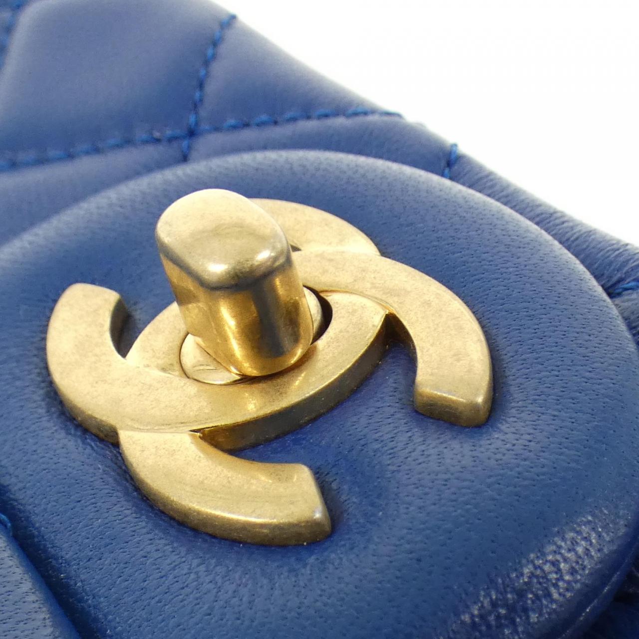 Chanel AS1786 Lambskin Shoulder Bag