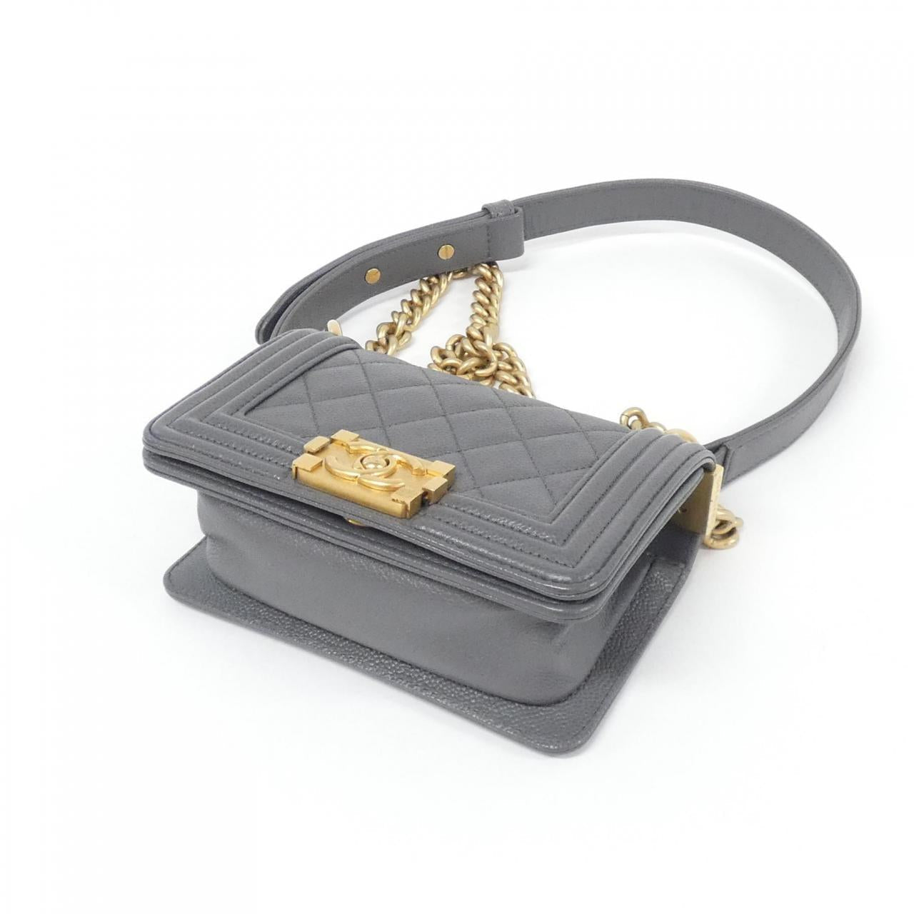 Chanel Boy Chanel Caviar Skin Shoulder Bag