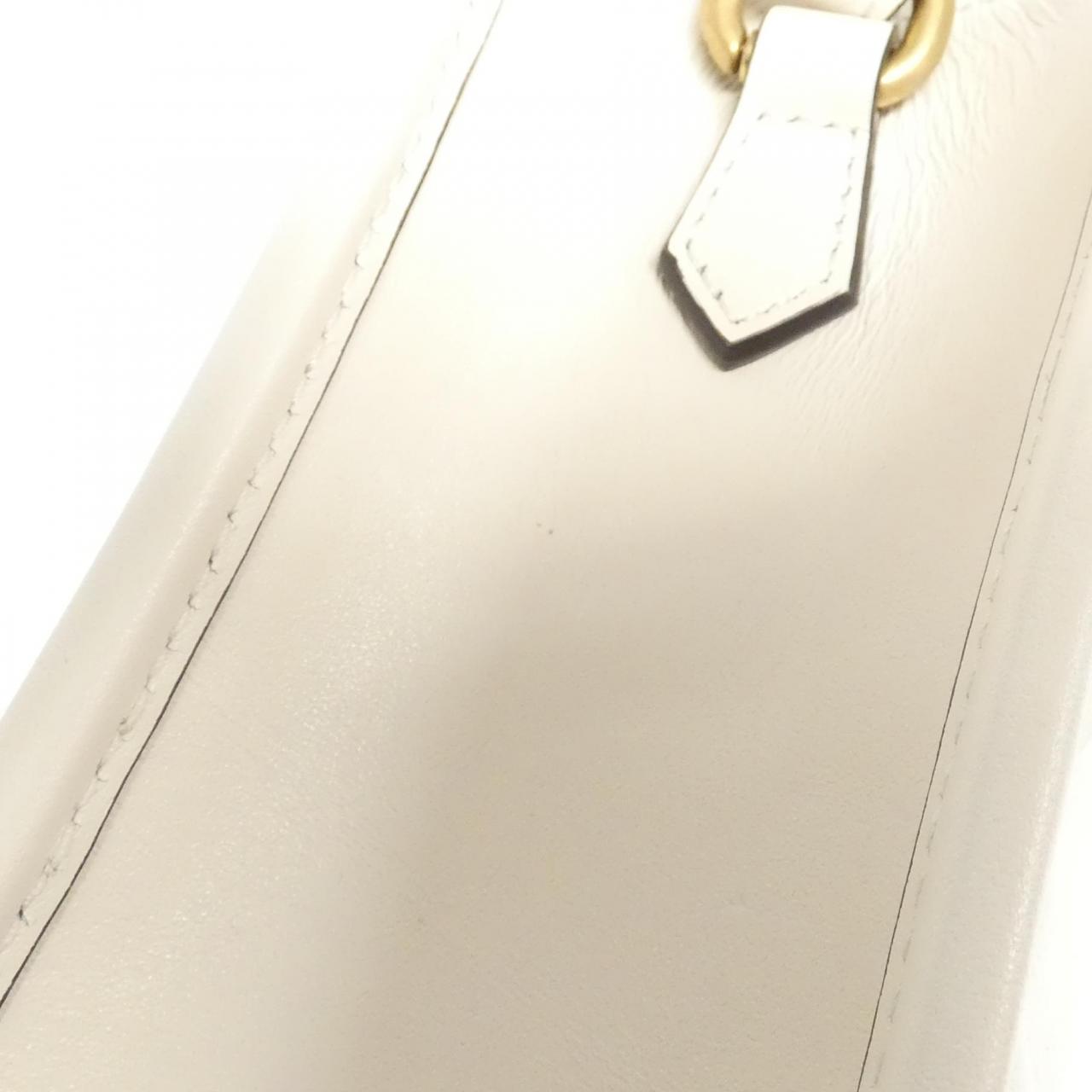 Gucci GG MARMONT Quilting Chevron Leather Shoulder Bag