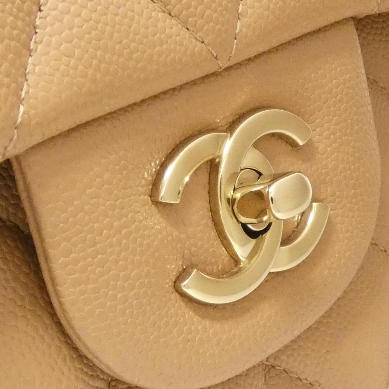 Chanel Caviar Skin Shoulder Bag