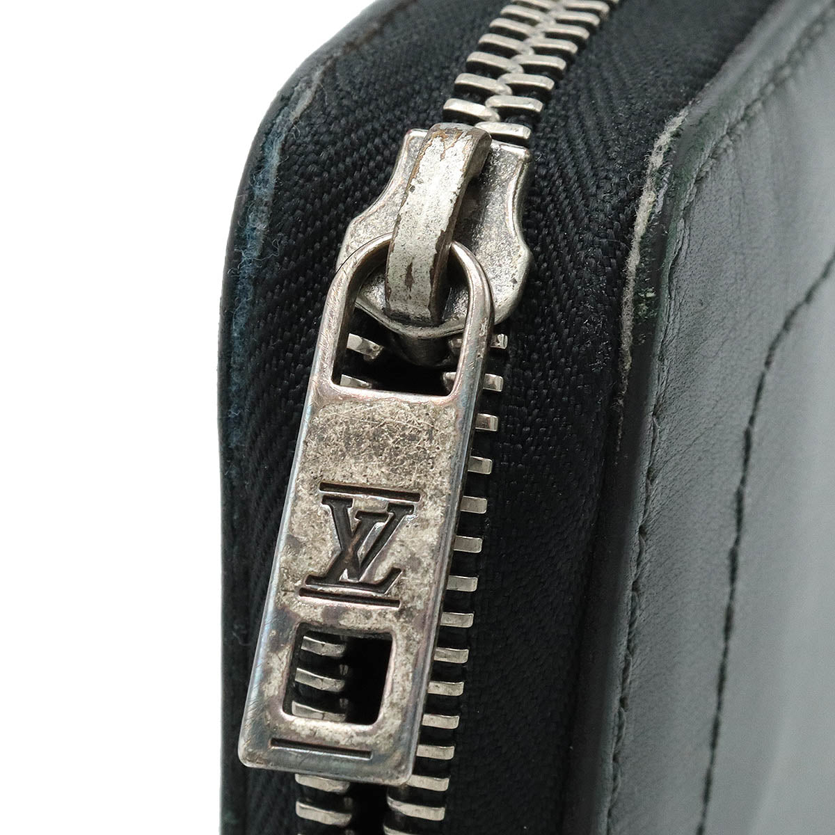 Louis Vuitton Louis Vuitton Utah Jeepy Organizer Round Long Wallet Carf Leather Basalt Initial Inlet M97026