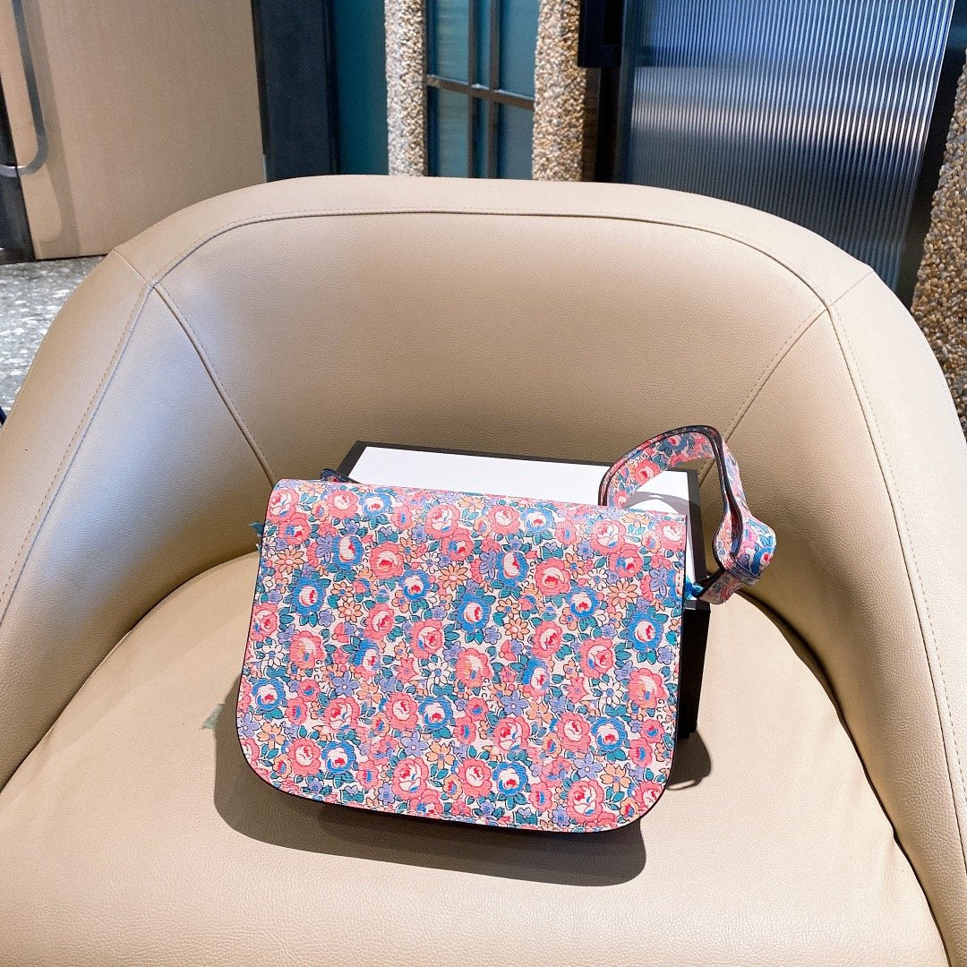 Gucci Arrival Handbag Style 42