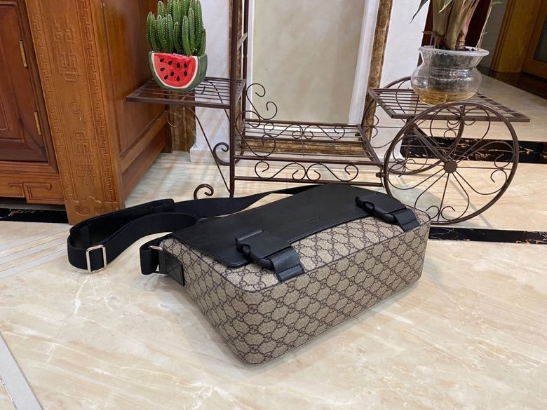 Gucci The Tote Style 54