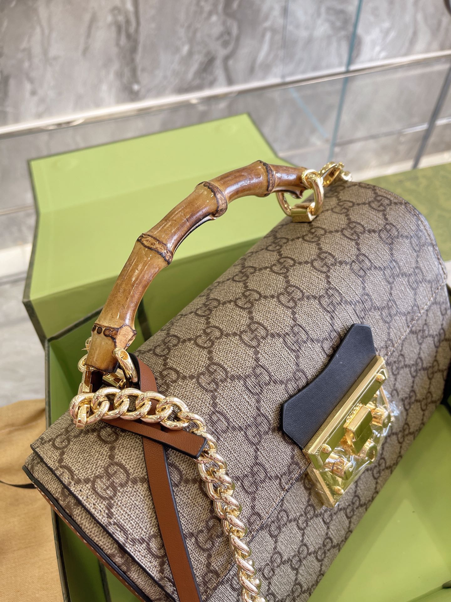 Gucci Arrival Handbag Style 111