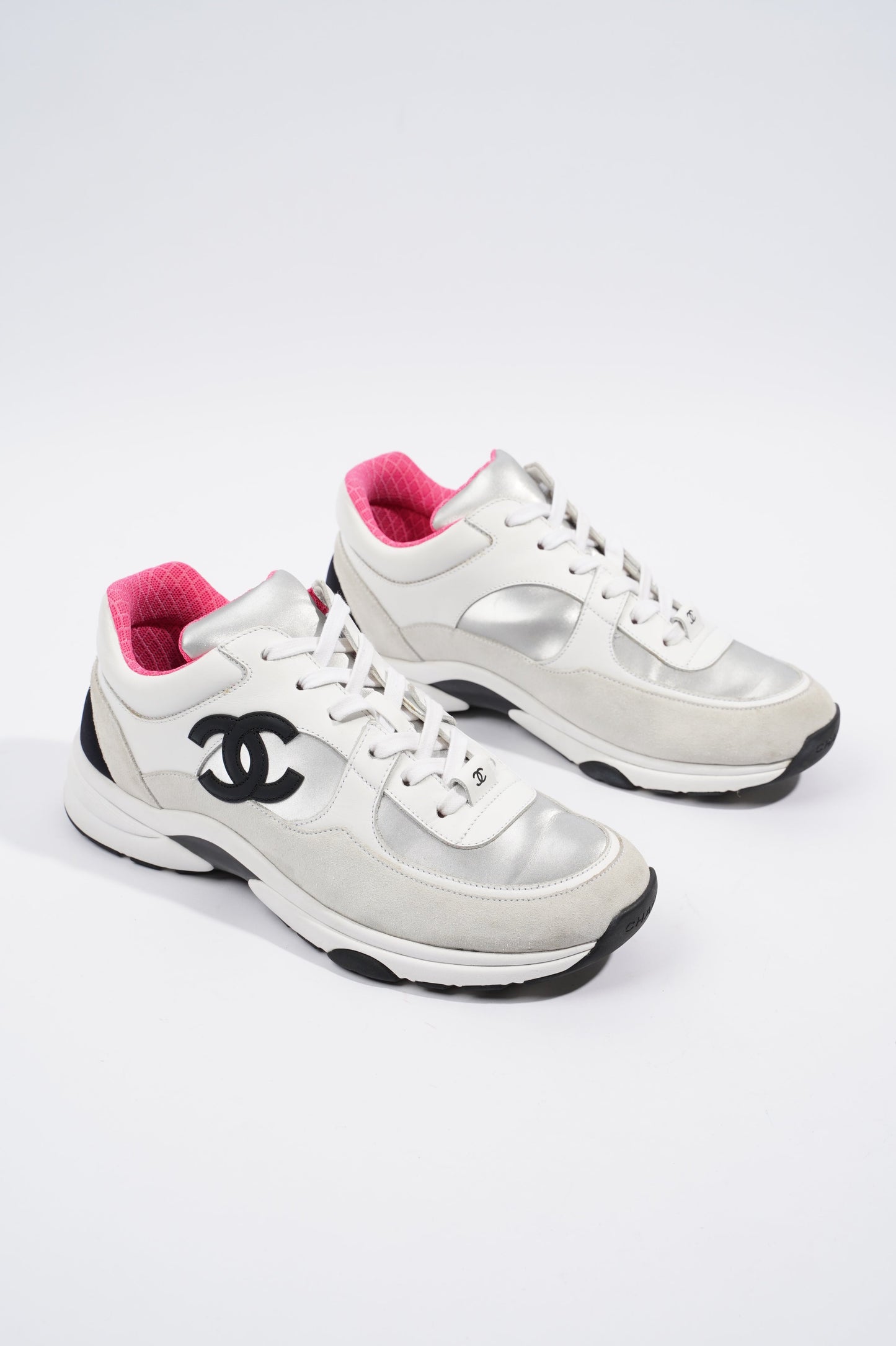 Chanel CC Logo Sneaker White Silver Black Suede EU 38.5 UK 5.5