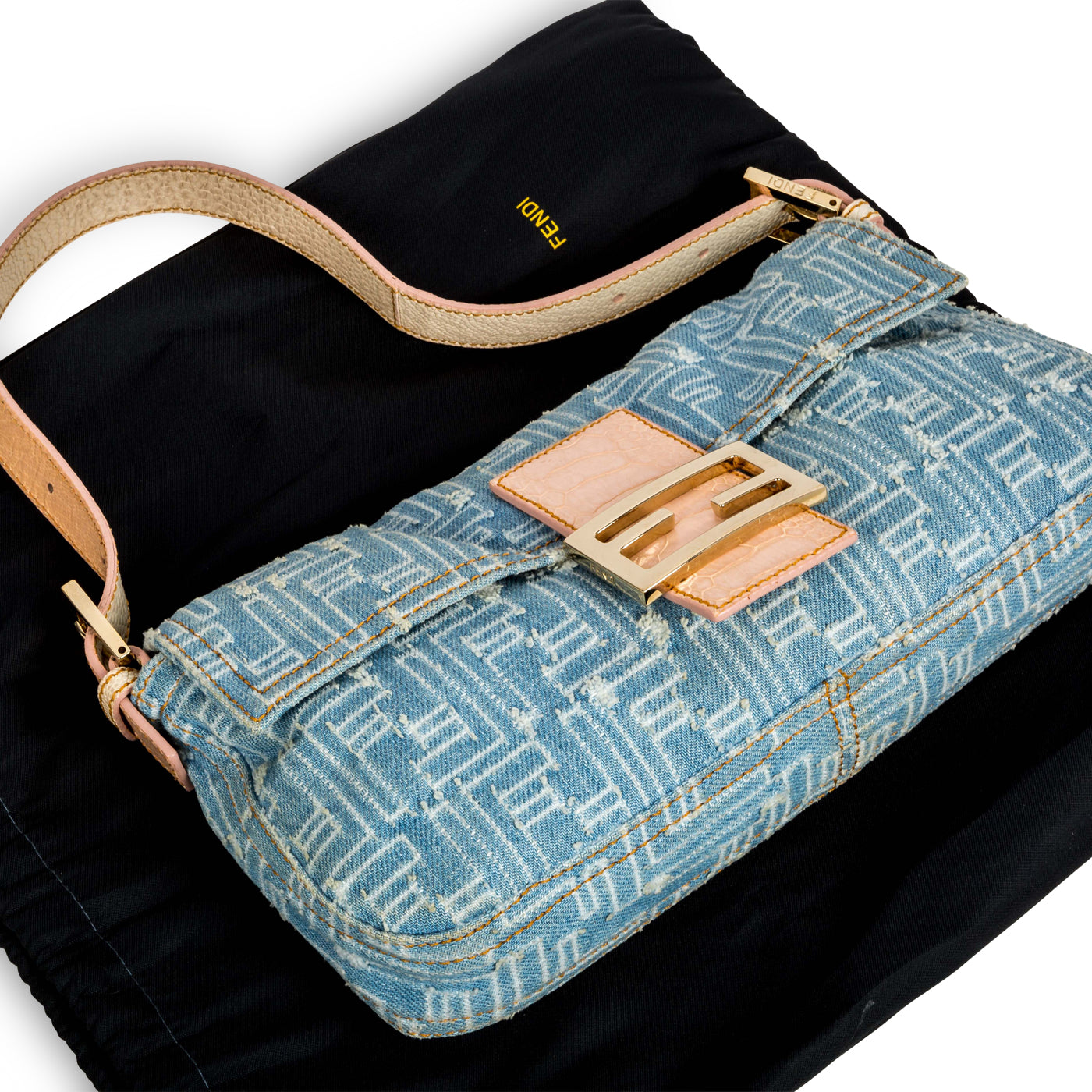 Fendi medium baguette