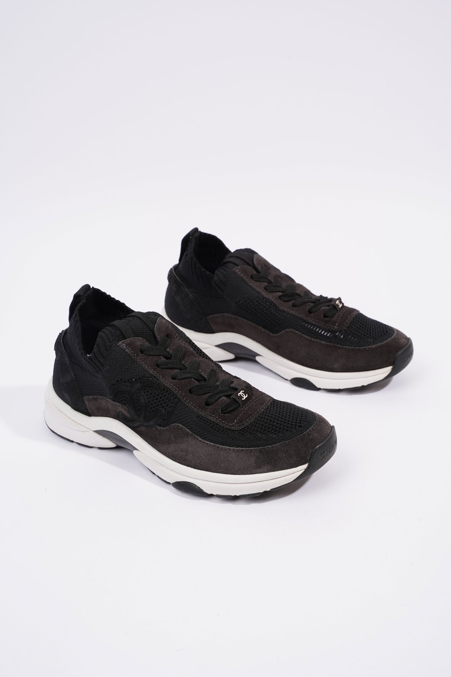 Chanel CC Logo Knit Sneaker Black White Suede EU 37.5 UK 4.5