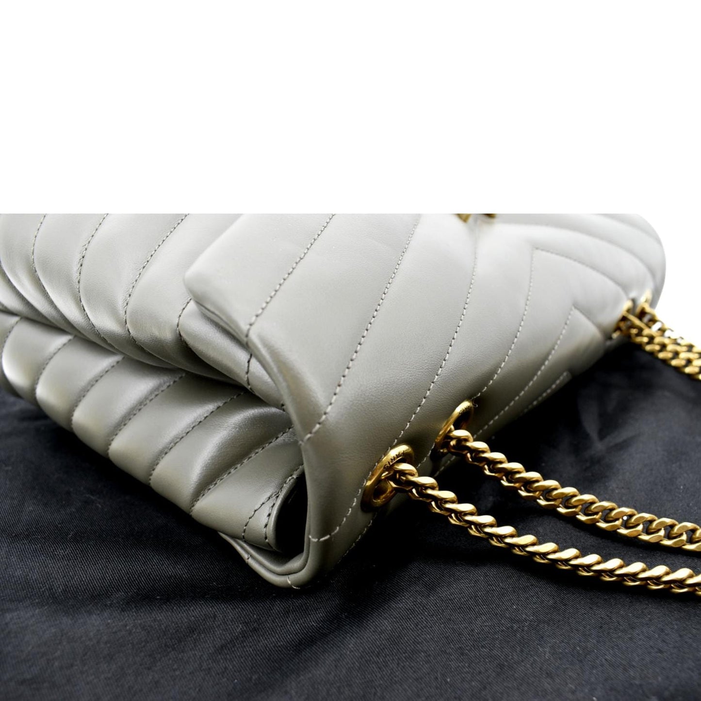 SAINT LAURENT Medium Loulou Matelasse Leather Chain Shoulder Bag Neutral Grey