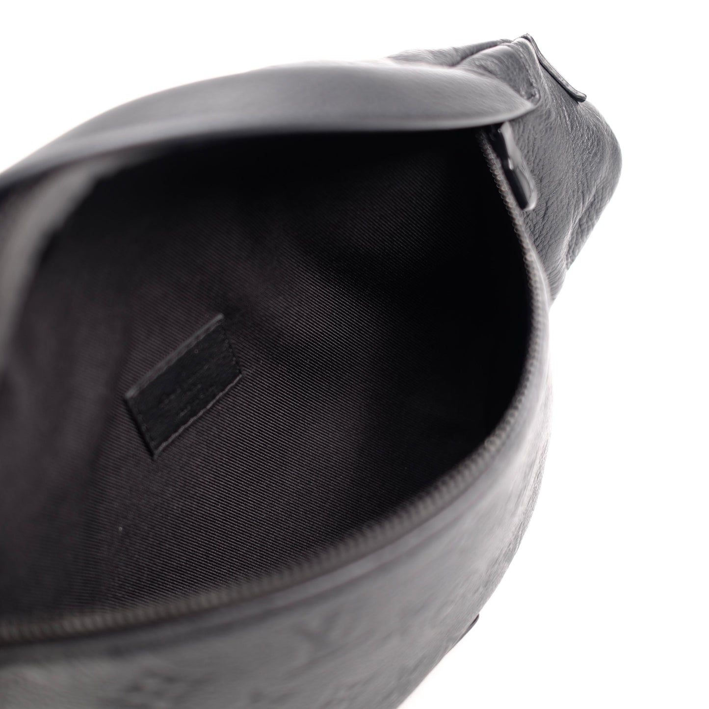 Louis Vuitton Men Bumbag Black