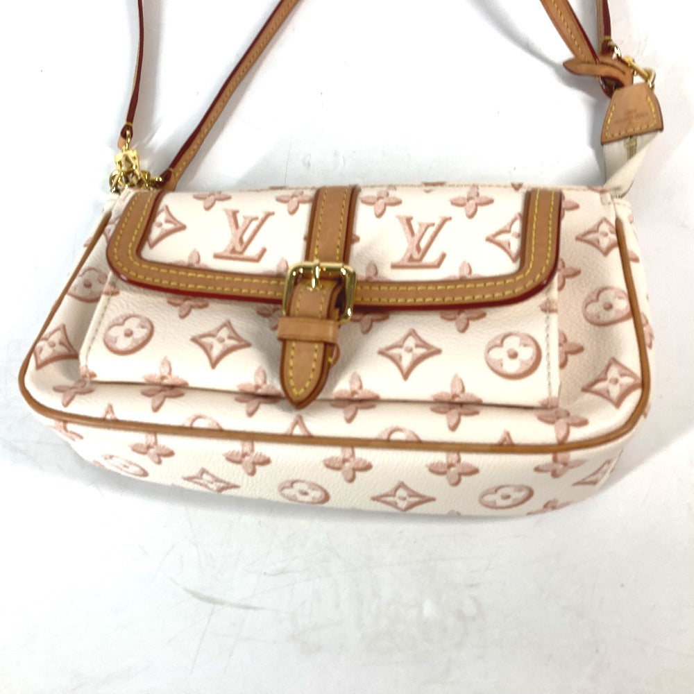 LOUIS VUITTON Shoulder Bag Monogram canvas Beige type Monogram Maxi Pochette Accessory Women