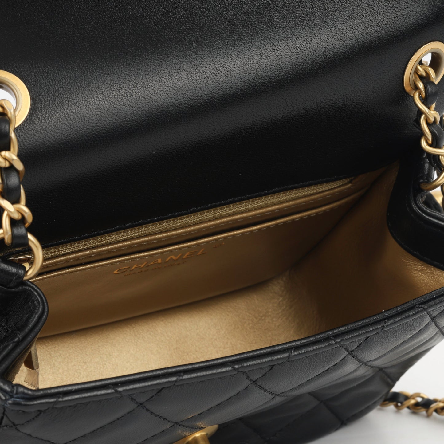 Chanel Mini Square Pearl Crush