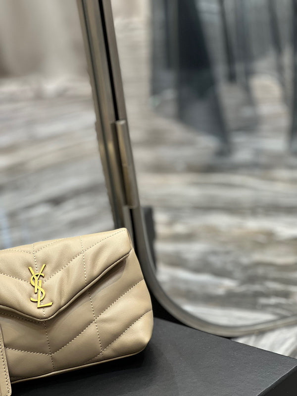 Yves Saint Laurent - Bags