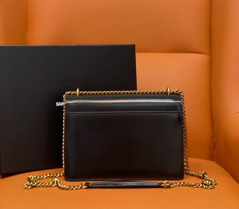 Yves Saint Laurent - Bags