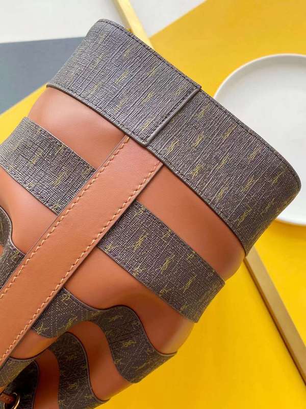 Yves Saint Laurent - Bags