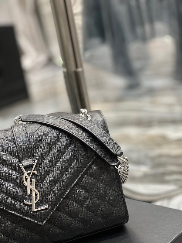 Yves Saint Laurent - Bags