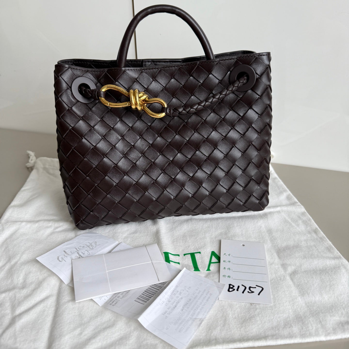 Bottega Veneta Small Andiamo Fondant Dark Chocolate Brown Intrecciato Handbag