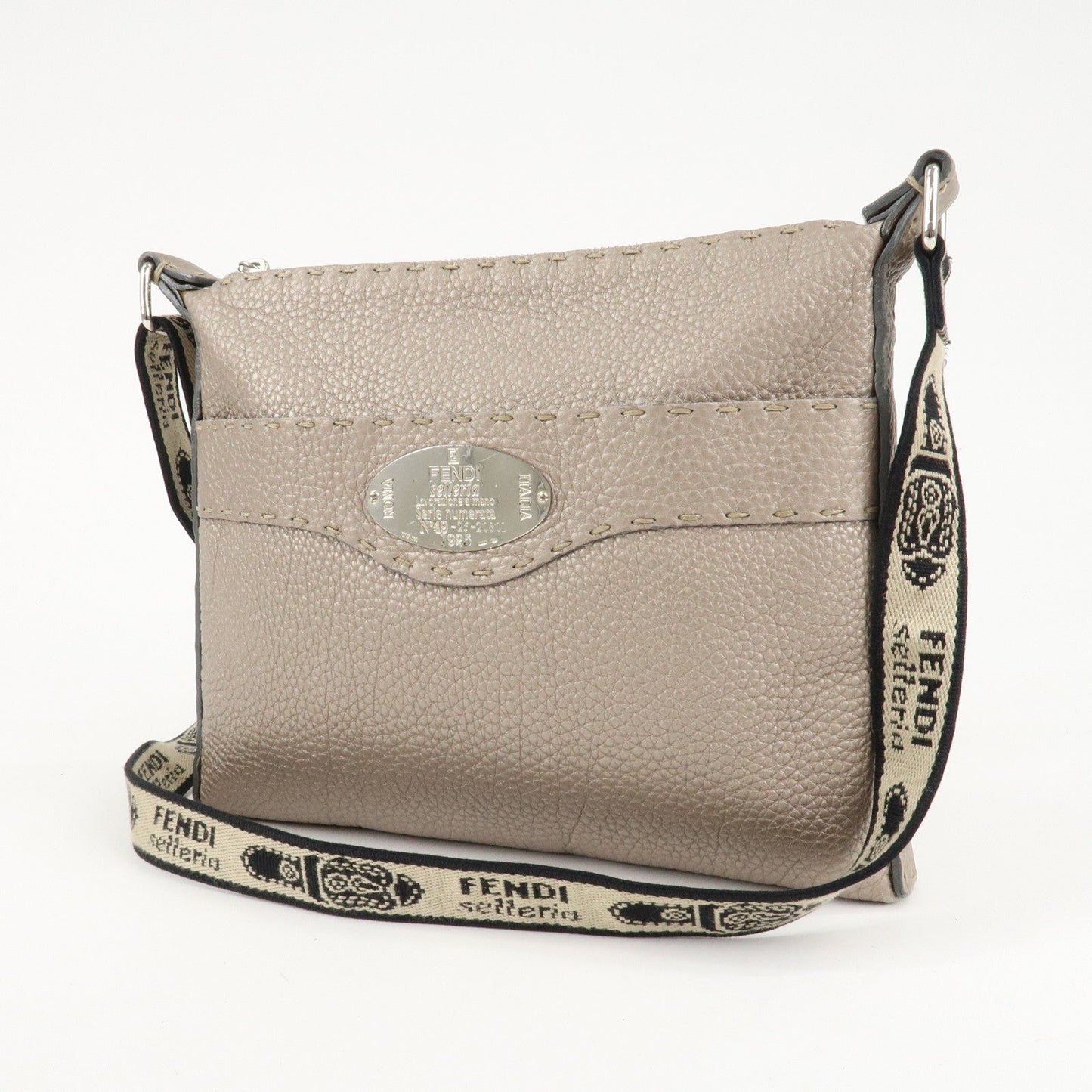 FENDI Selleria Leather Shoulder Bag Crossbody Bag Greige 8BT092