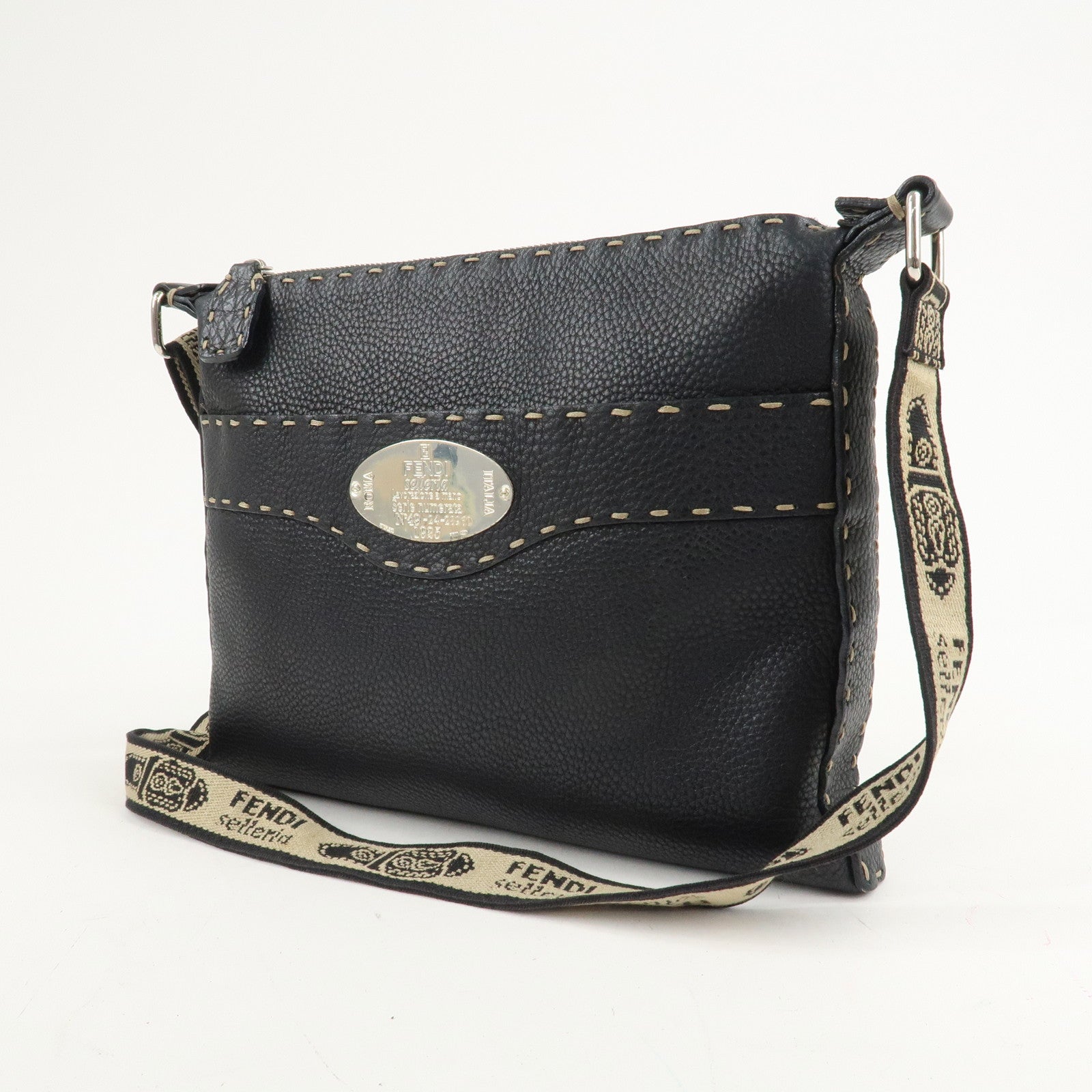FENDI Selleria Leather Shoulder Bag Crossbody Bag Black 8BT092