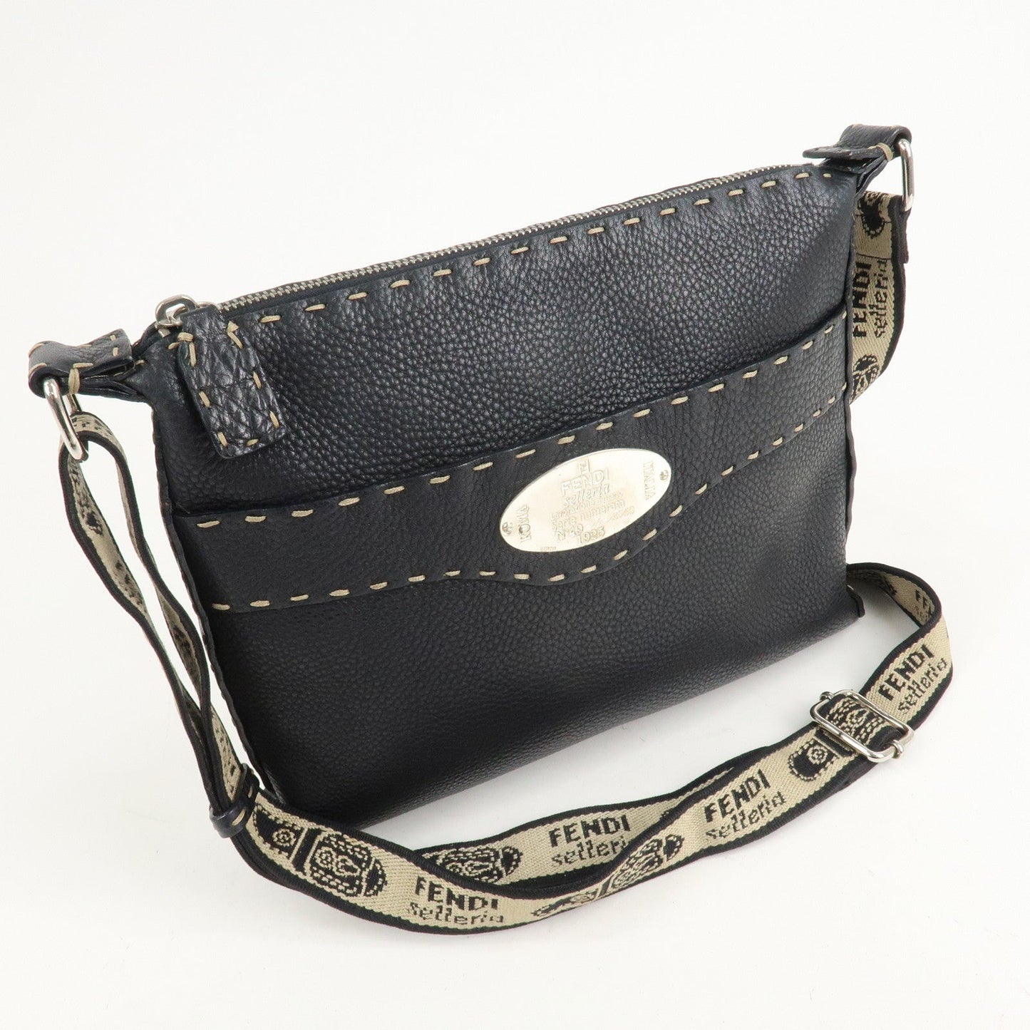 FENDI Selleria Leather Shoulder Bag Crossbody Bag Black 8BT092