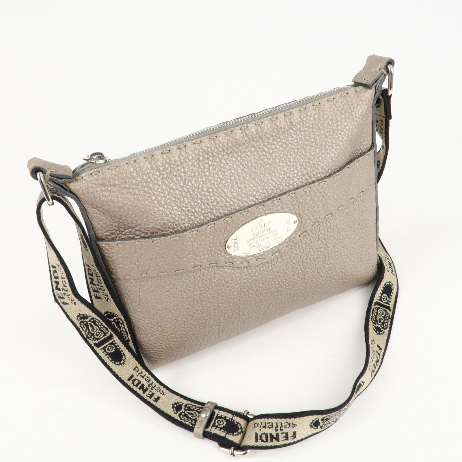 FENDI Selleria Leather Shoulder Bag Crossbody Bag Greige 8BT092
