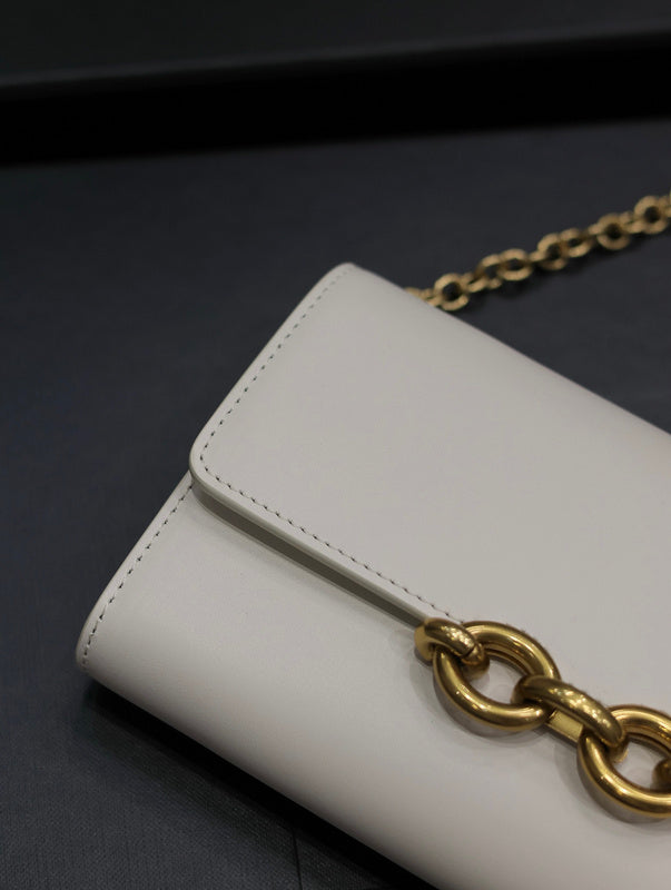 Yves Saint Laurent - Bags
