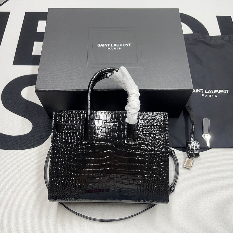 Yves Saint Laurent - Bags