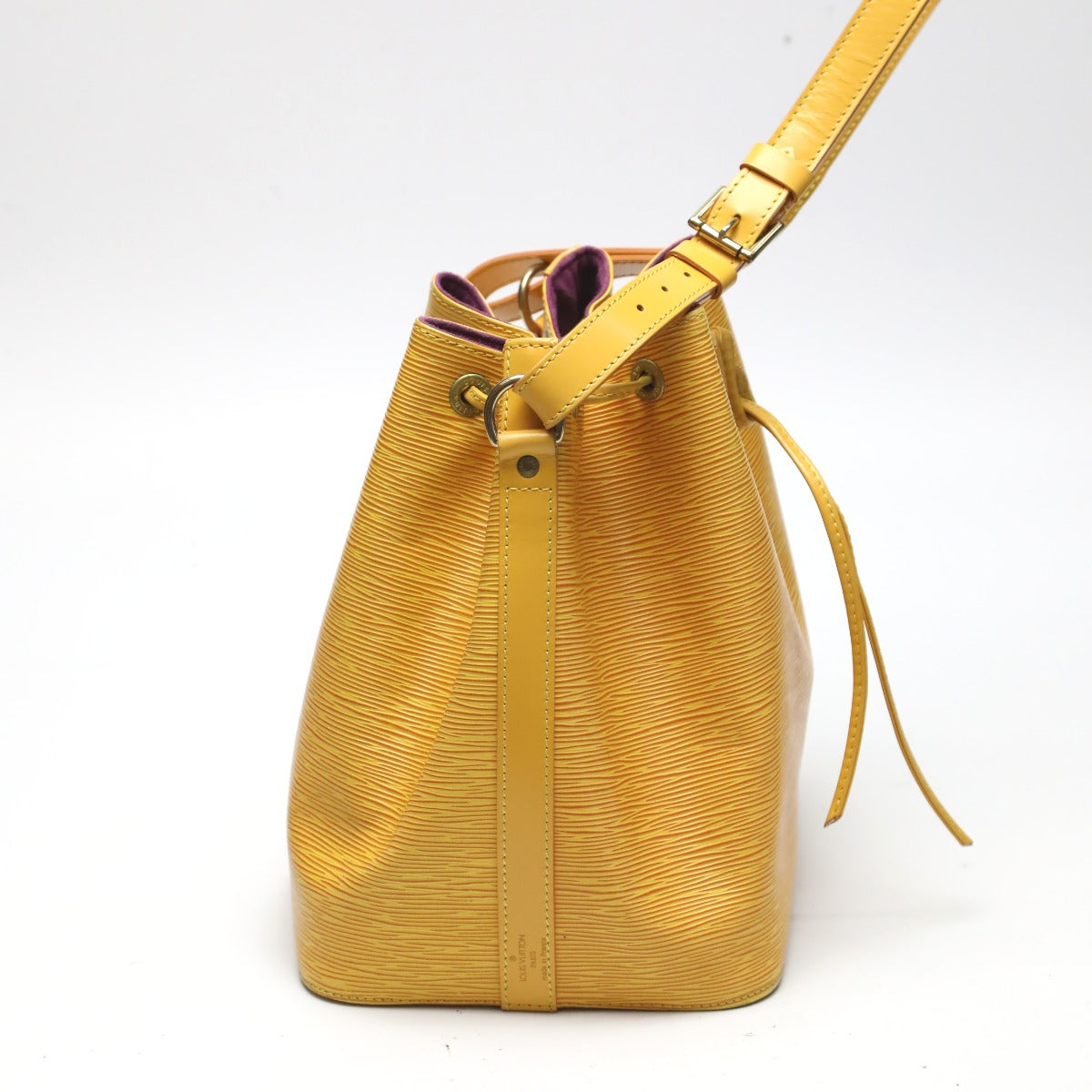 LOUIS VUITTON Shoulder Bag Epi Leather Tassiri Yellow Drawstring type Shoulder Bag Epi Petit Noe unisex(Unisex)