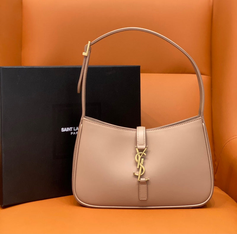 Yves Saint Laurent - Bags