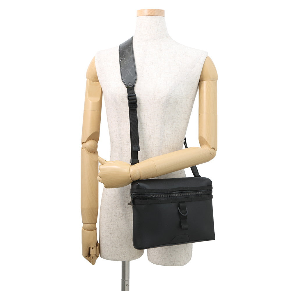 LOUIS VUITTON Messenger NoirM52176 Dark Infiniti Size PM