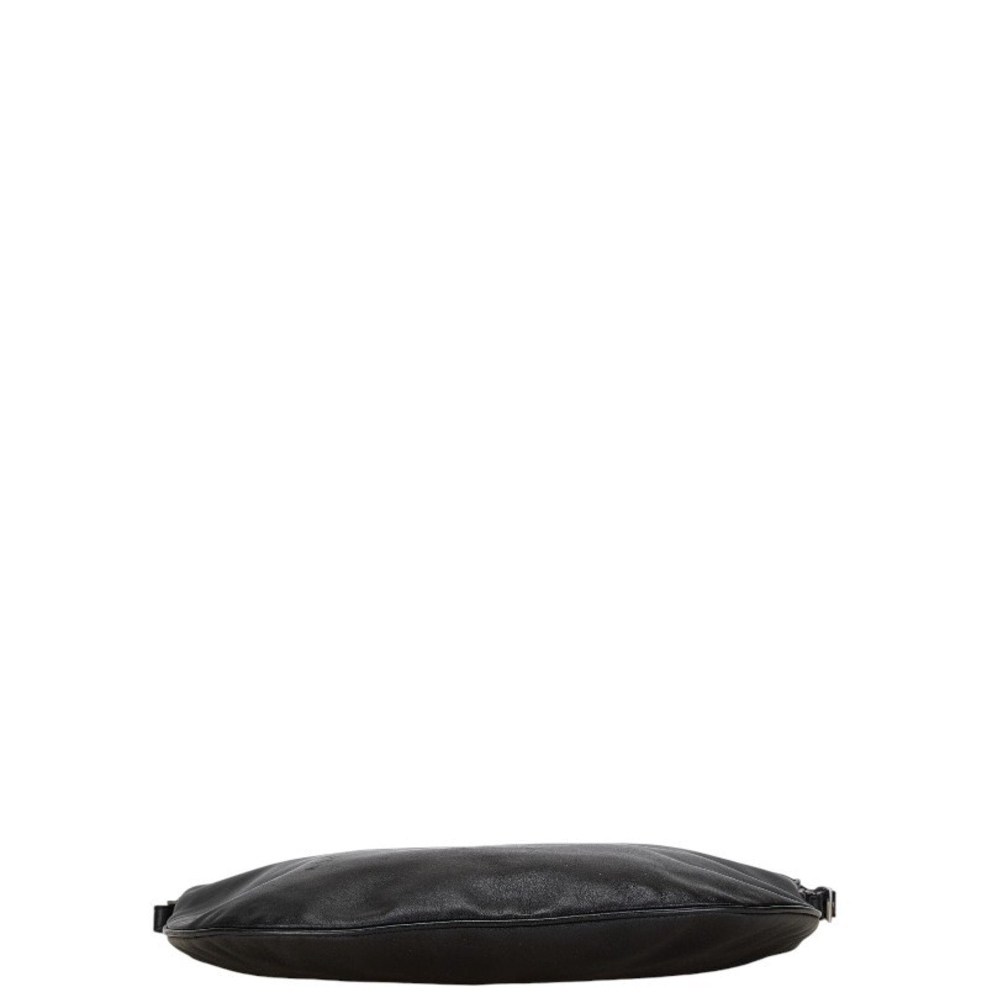 Gucci Leather Shoulder Bag
