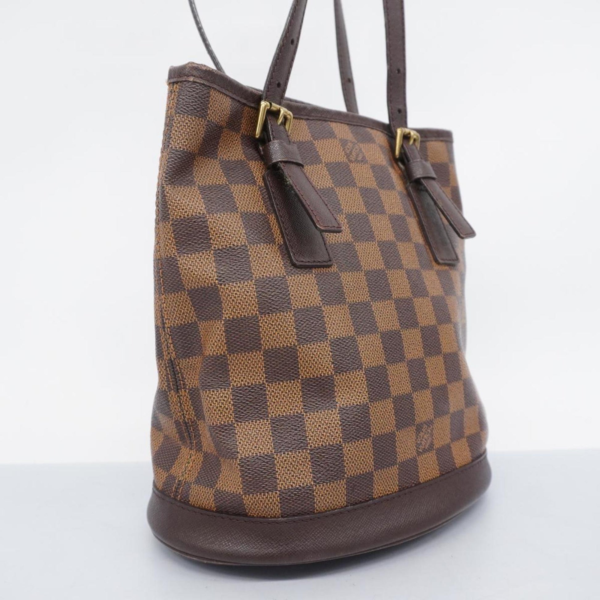 LOUIS VUITTON Bucket Tote