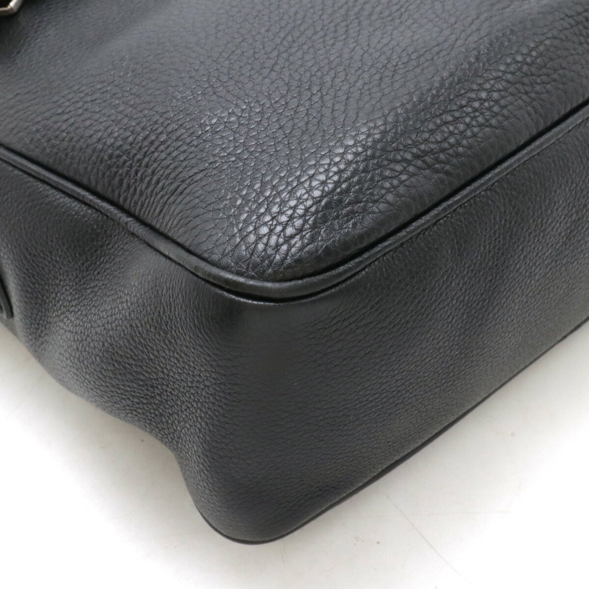 Gucci Leather Shoulder Bag