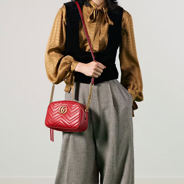 Gucci Chain Leather Shoulder Bag