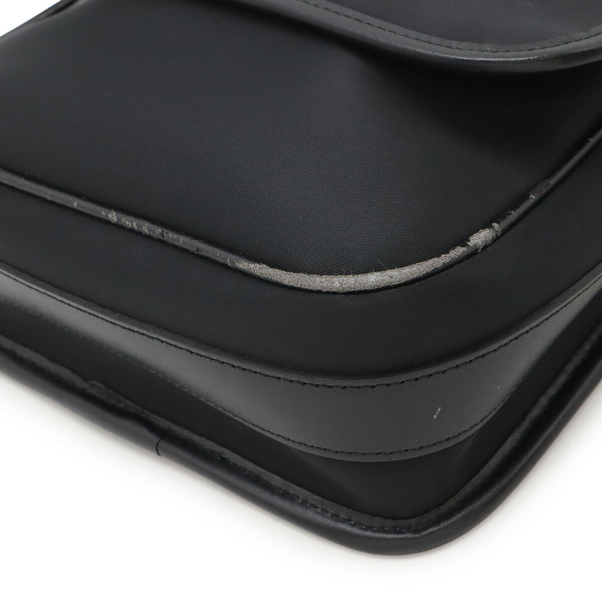 Burberry Nylon Leather Shoulder Bag