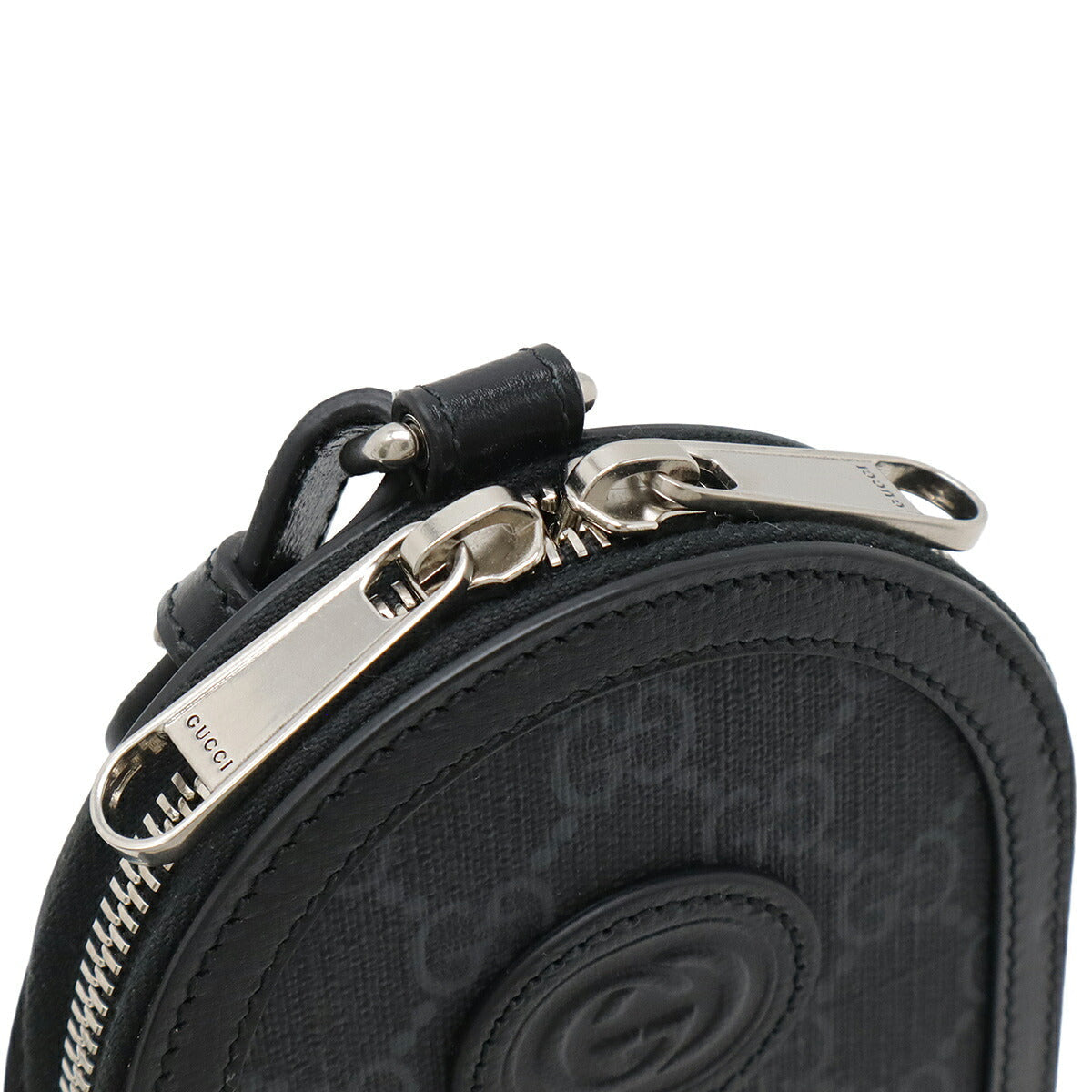 Gucci GG Supreme Canvas Shoulder Bag