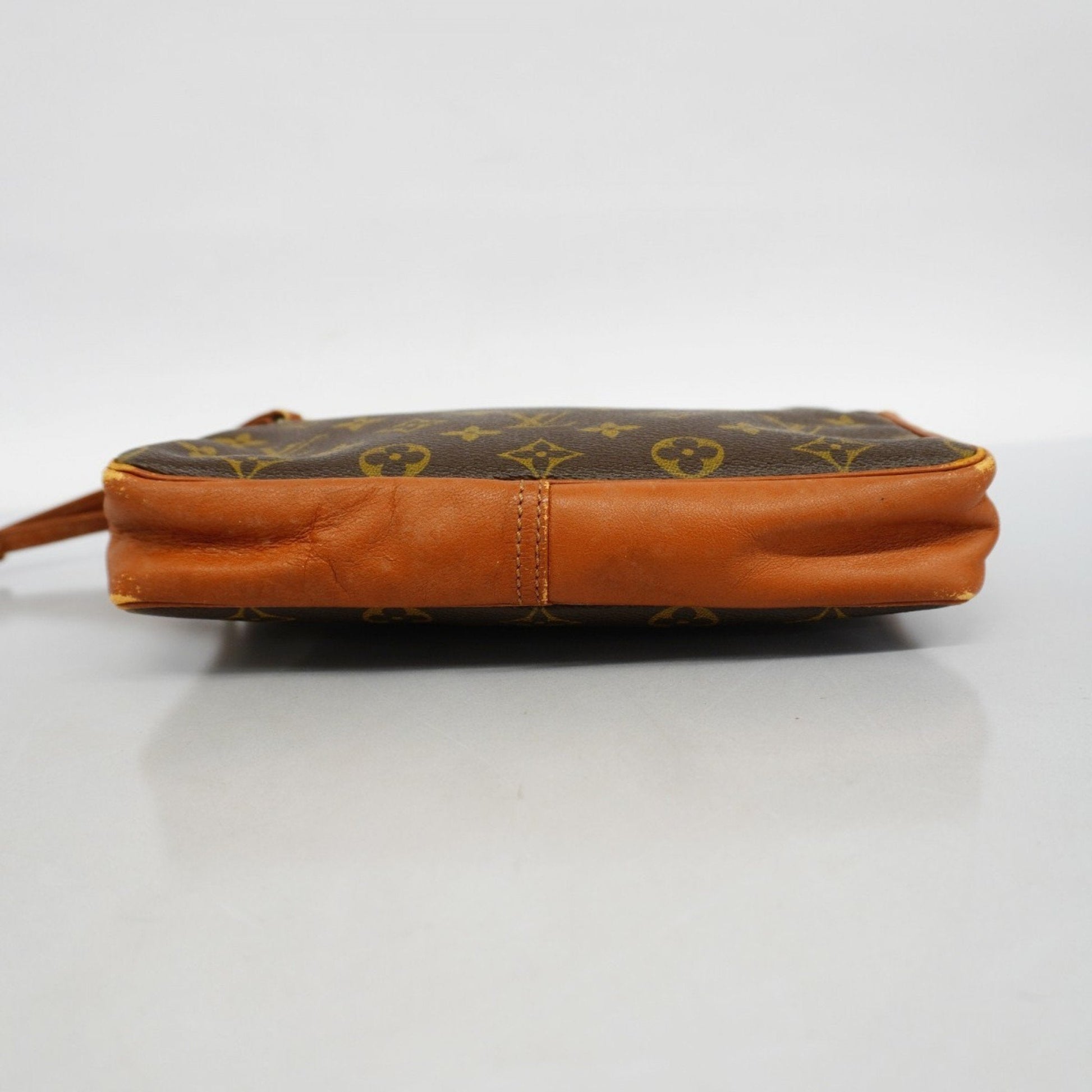 Louis Vuitton Pochette sport