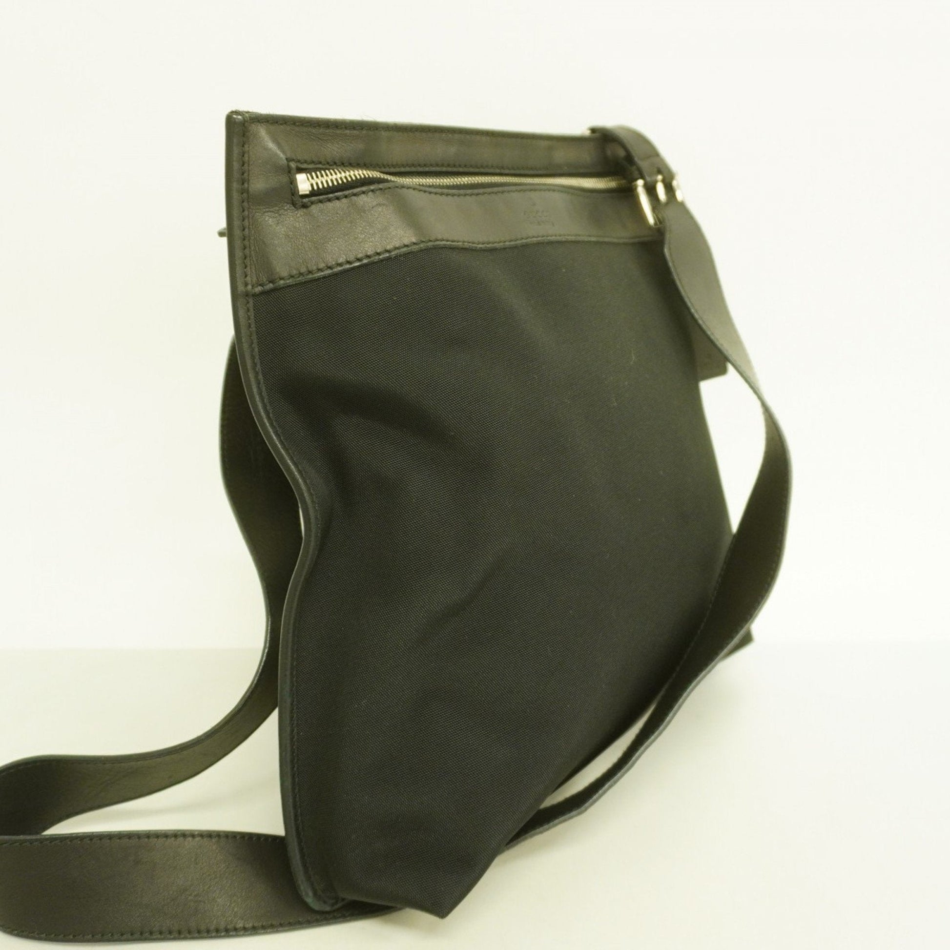 Gucci Messenger