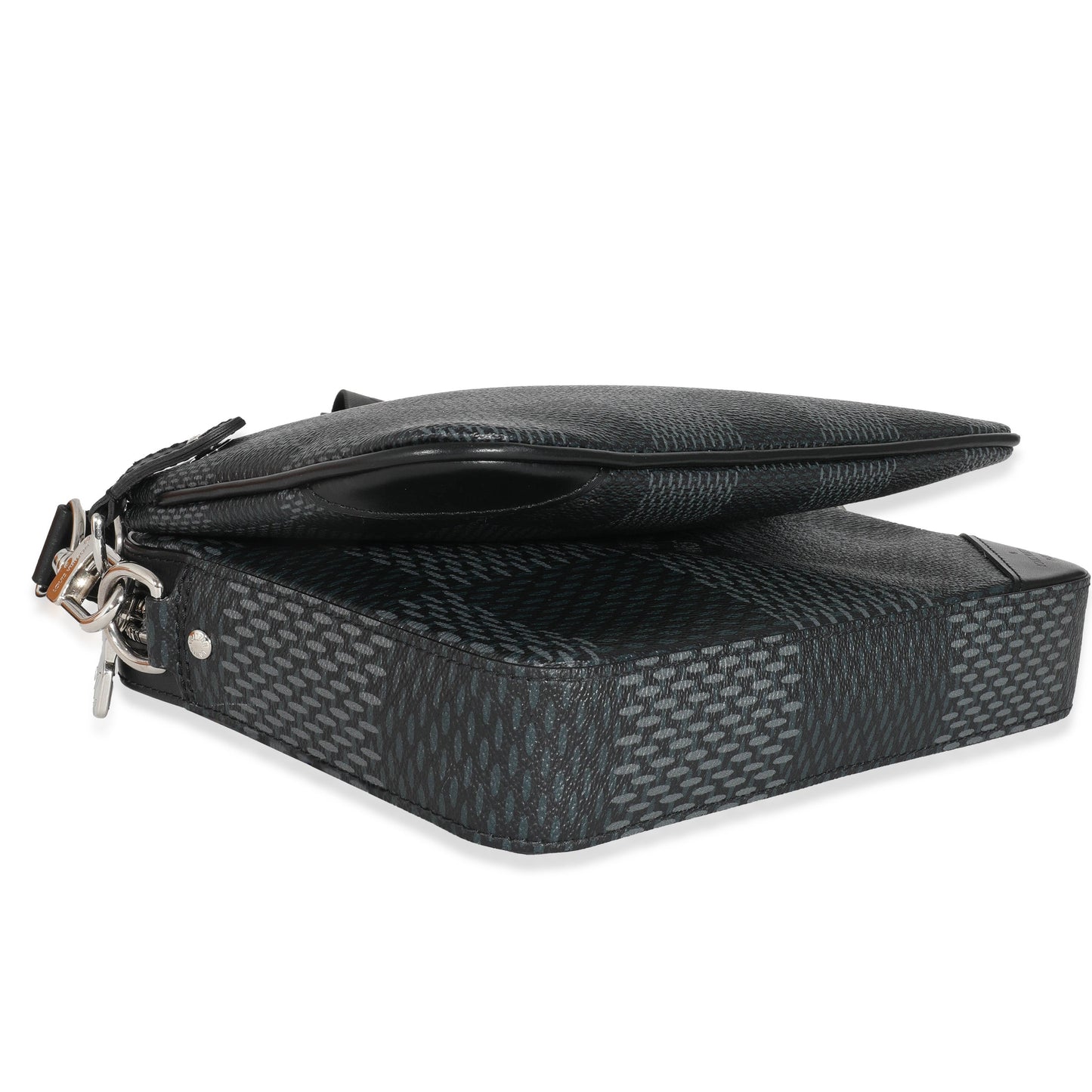 Luxury Women's Handbag | Louis Vuitton Damier Graphite 3D Canvas Trio Messenger