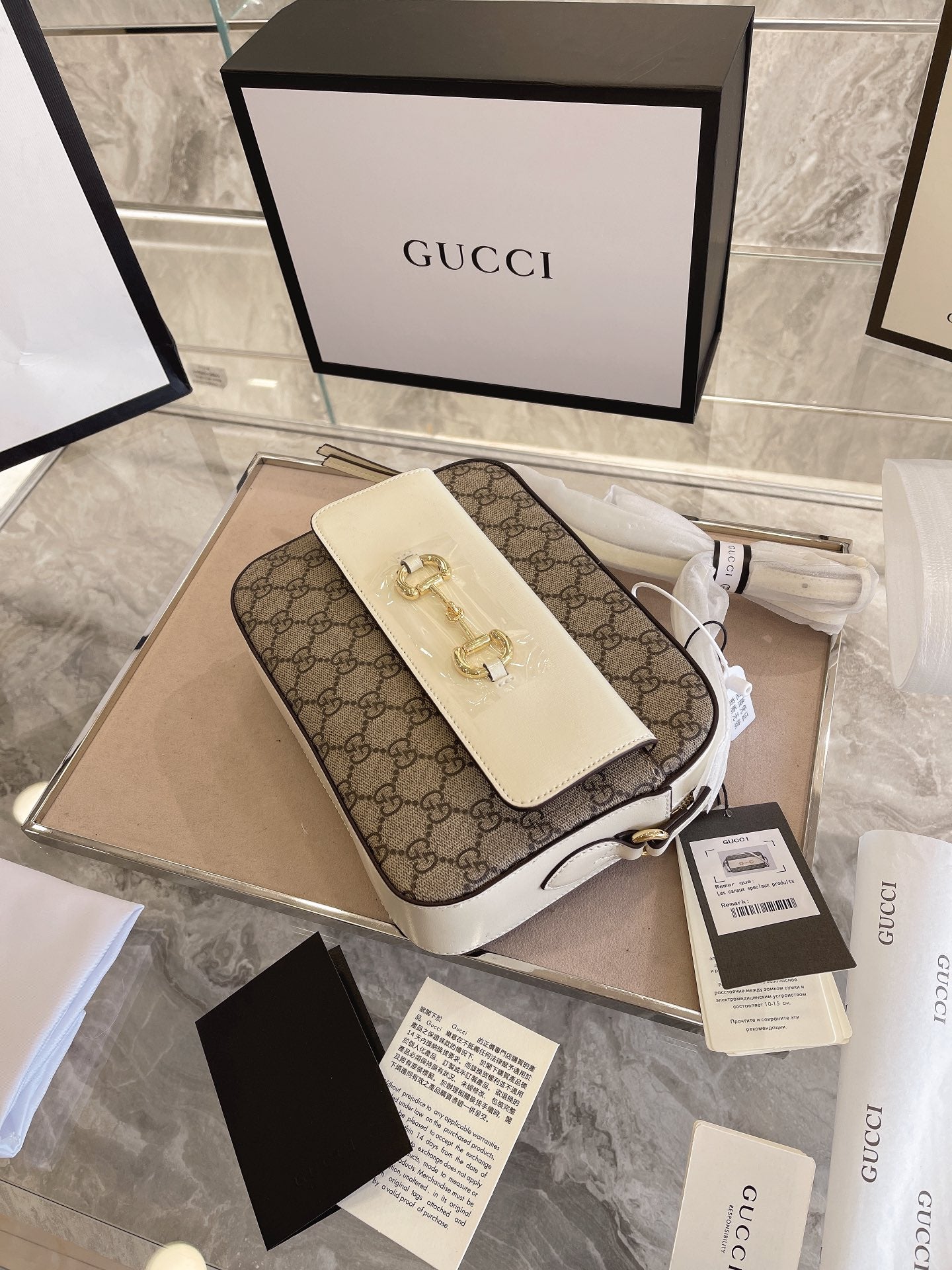 Gucci Arrival Handbag Style 16