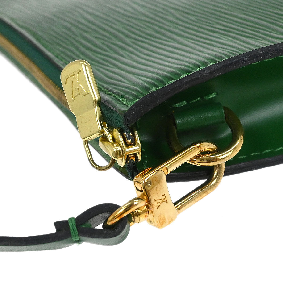 Louis Vuitton 1999 Green Epi Pochette Accessoires 21 Handbag M52954