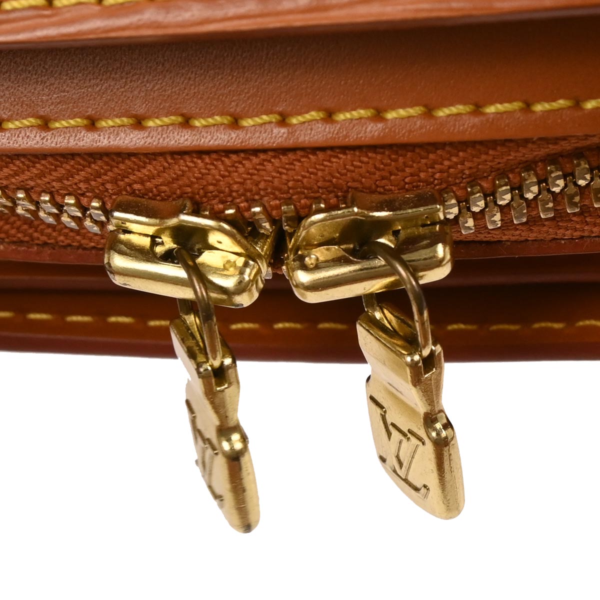 Louis Vuitton 1998 Brown Epi Pont Neuf Handbag M52058