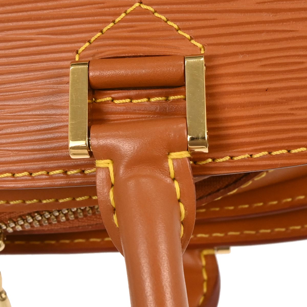 Louis Vuitton 1998 Brown Epi Pont Neuf Handbag M52058